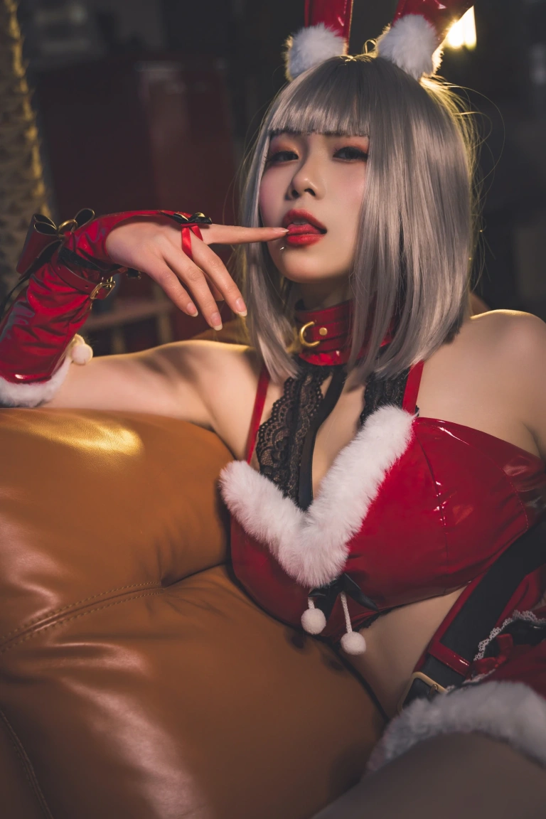 柒柒_Lust77《双人圣诞礼物（&末夜）》主题写真：64张全套美图