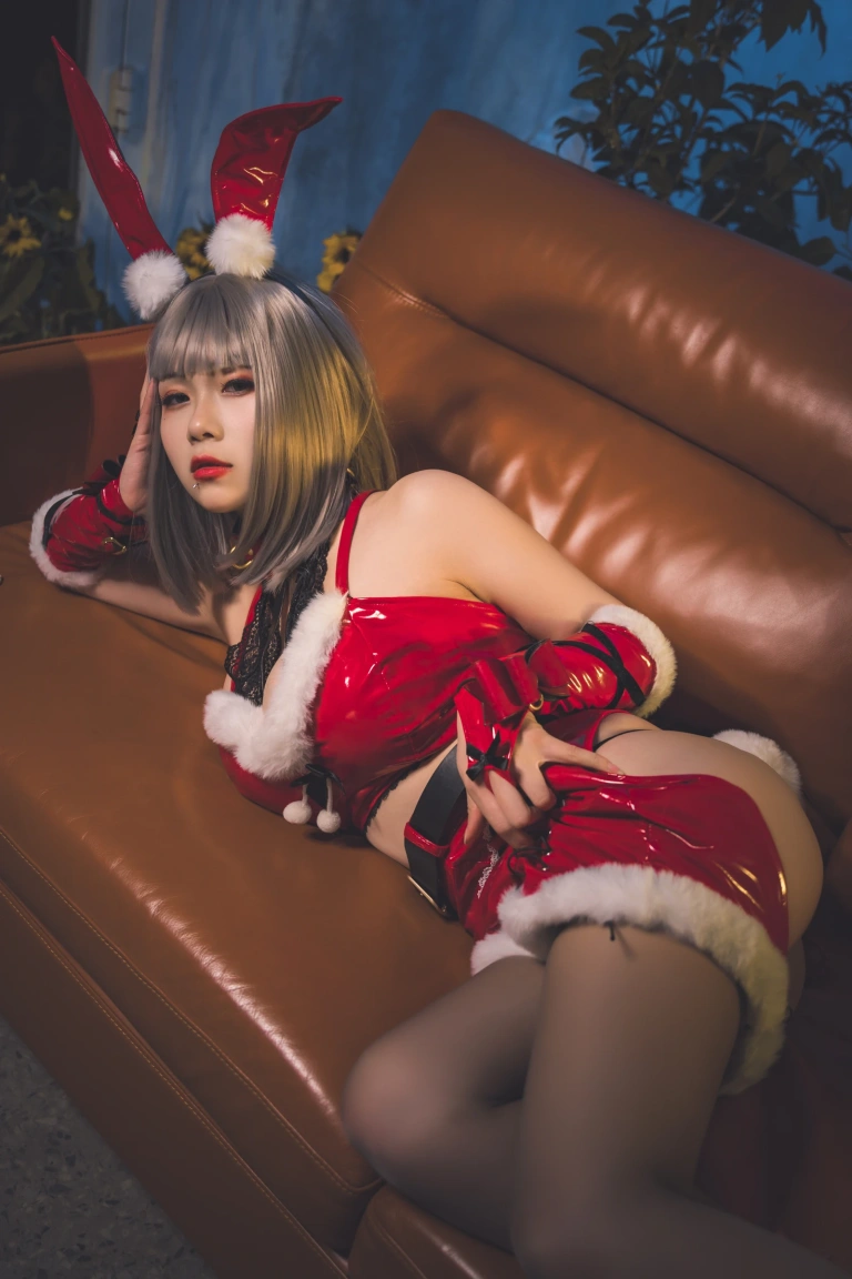 柒柒_Lust77《双人圣诞礼物（&末夜）》主题写真：64张全套美图