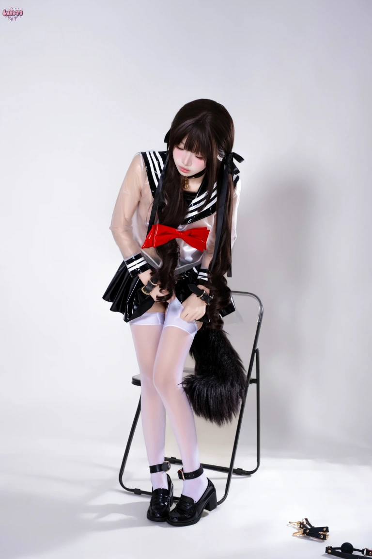 柒柒_Lust77《兽尾透明JK》主题写真：112张全套美图，含1个视频