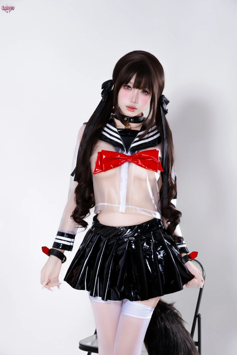 柒柒_Lust77《兽尾透明JK》主题写真：112张全套美图，含1个视频