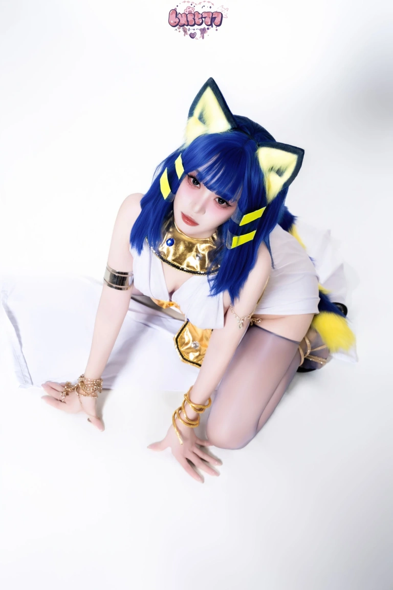 柒柒_Lust77《白·埃及猫》主题写真：65张全套美图