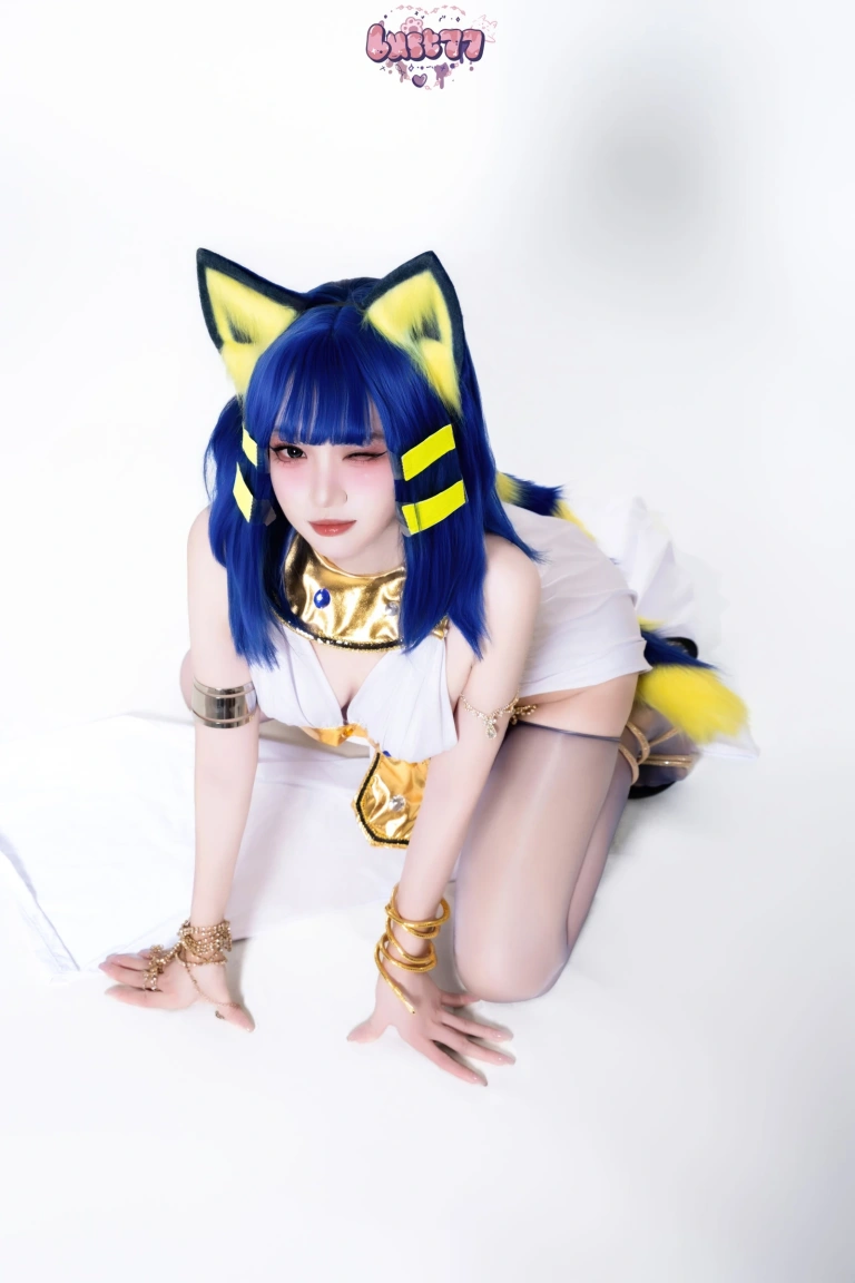 柒柒_Lust77《白·埃及猫》主题写真：65张全套美图
