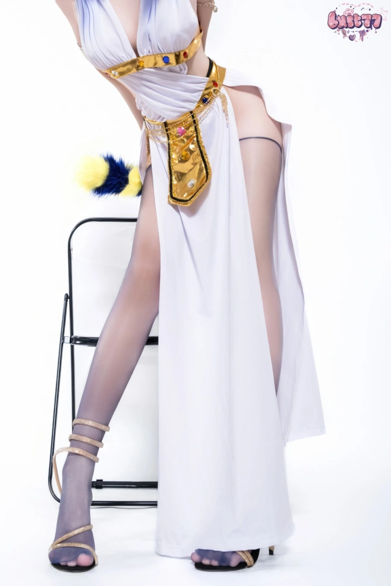 柒柒_Lust77《白·埃及猫》主题写真：65张全套美图