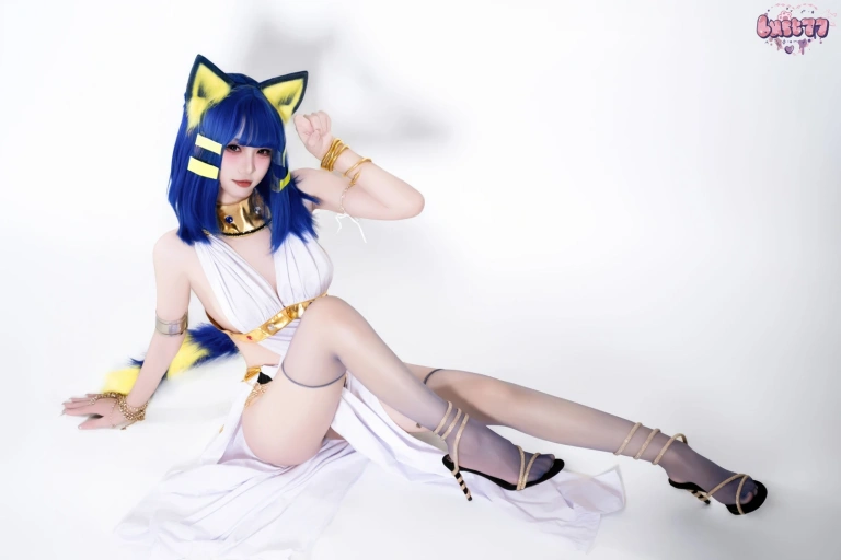 柒柒_Lust77《白·埃及猫》主题写真：65张全套美图