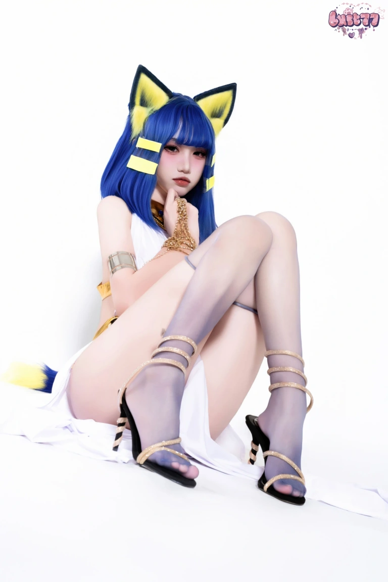 柒柒_Lust77《白·埃及猫》主题写真：65张全套美图