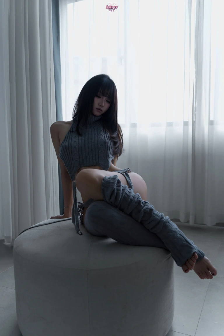 柒柒_Lust77《居家毛衣》主题写真：112张全套美图