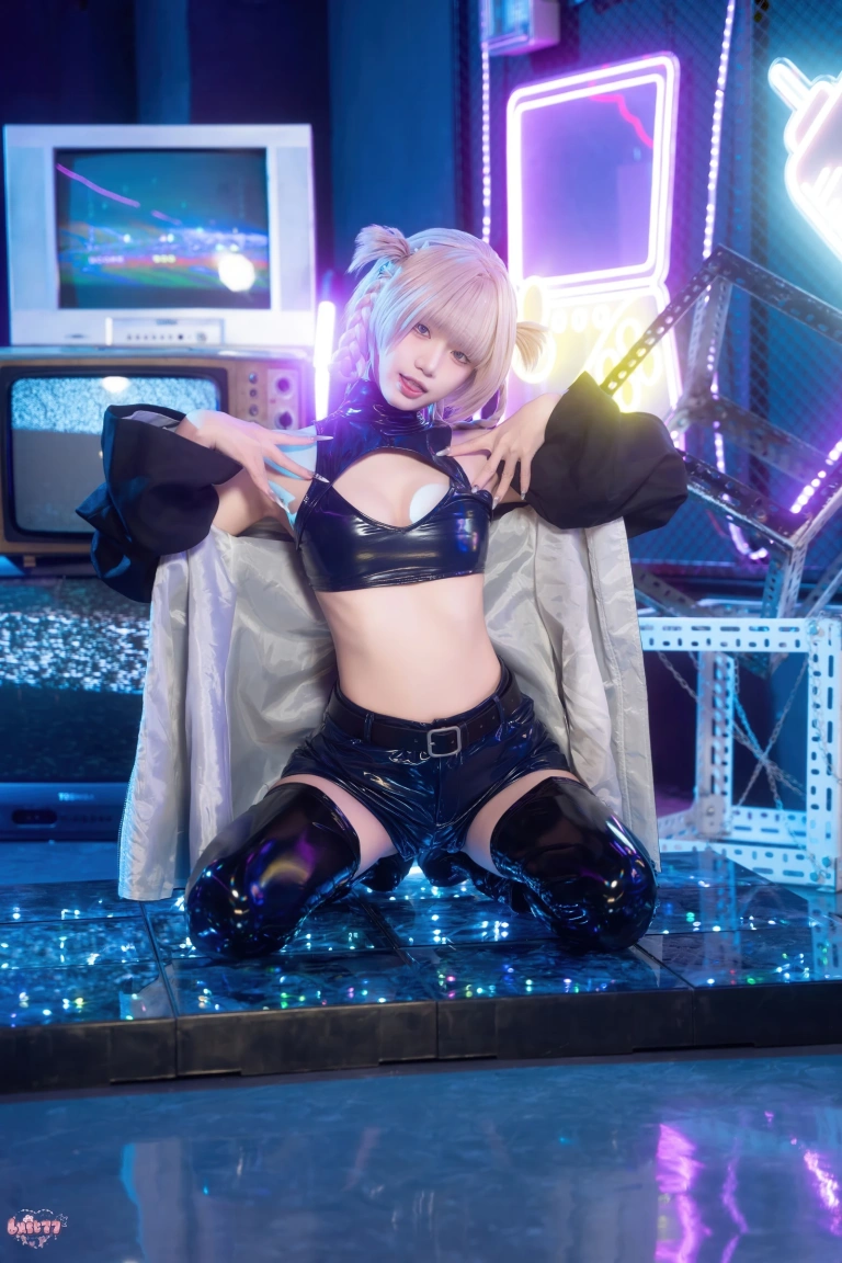 柒柒_Lust77《彻夜之歌 常服七草荠》主题写真：41张全套美图