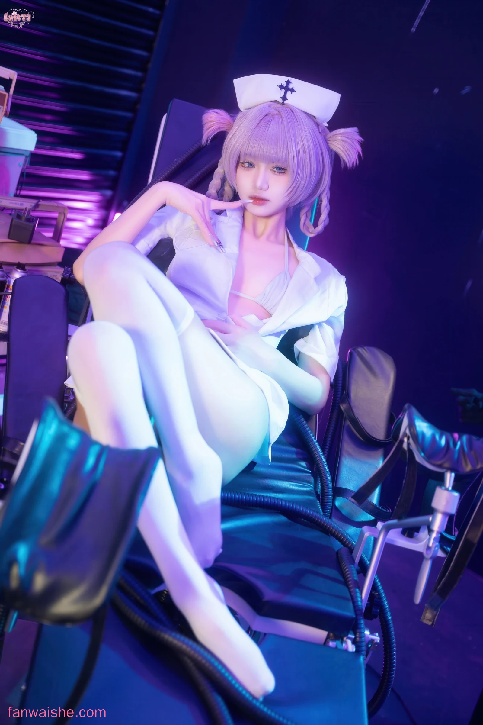 柒柒_Lust77 柒柒_Lust77 NO.071 - 彻夜之歌 护士服小荠