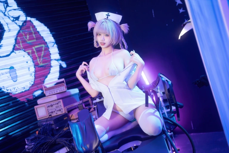 柒柒_Lust77《彻夜之歌 护士服小荠》主题写真：100张全套美图