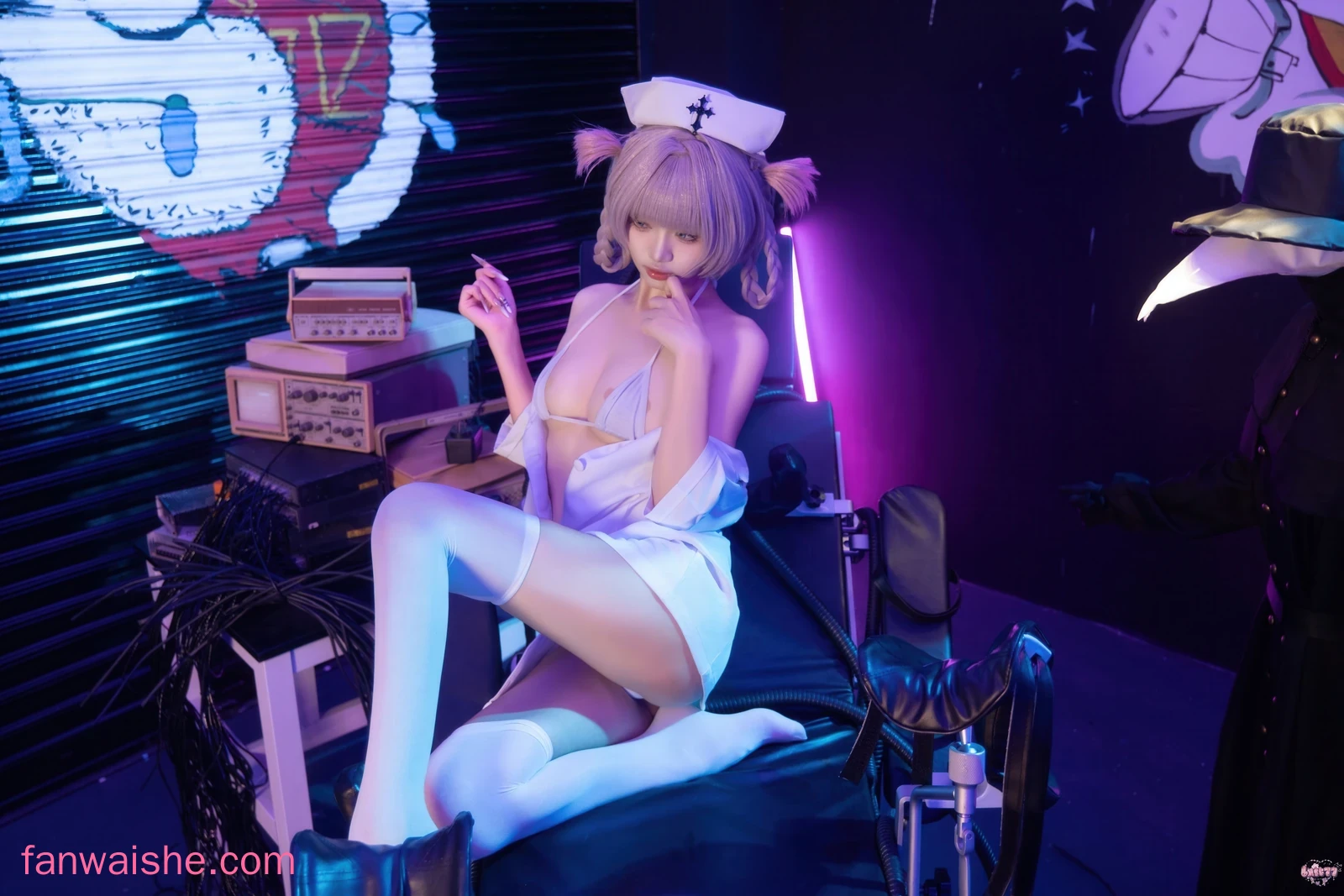 柒柒_Lust77 柒柒_Lust77 NO.071 - 彻夜之歌 护士服小荠