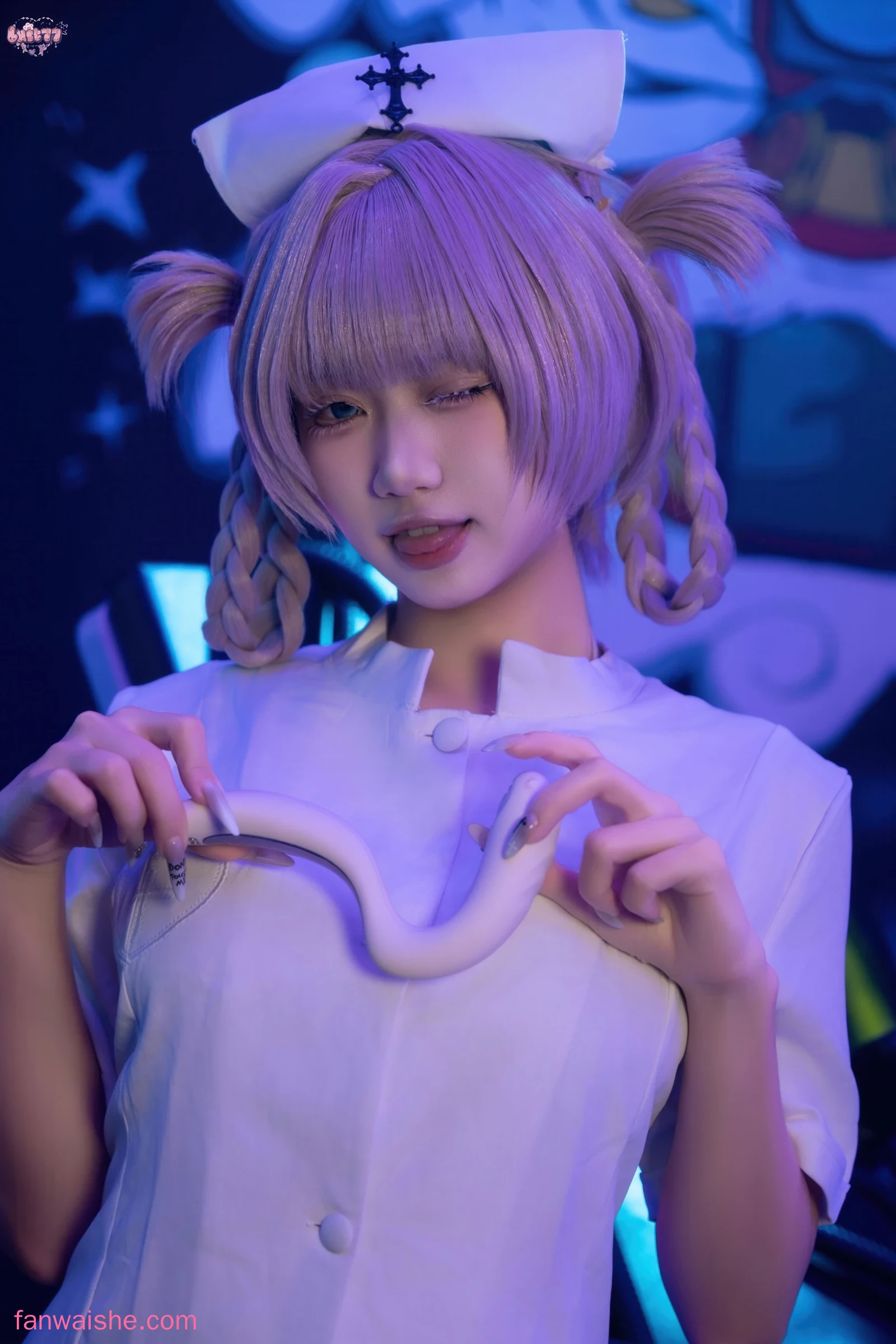 柒柒_Lust77 柒柒_Lust77 NO.071 - 彻夜之歌 护士服小荠