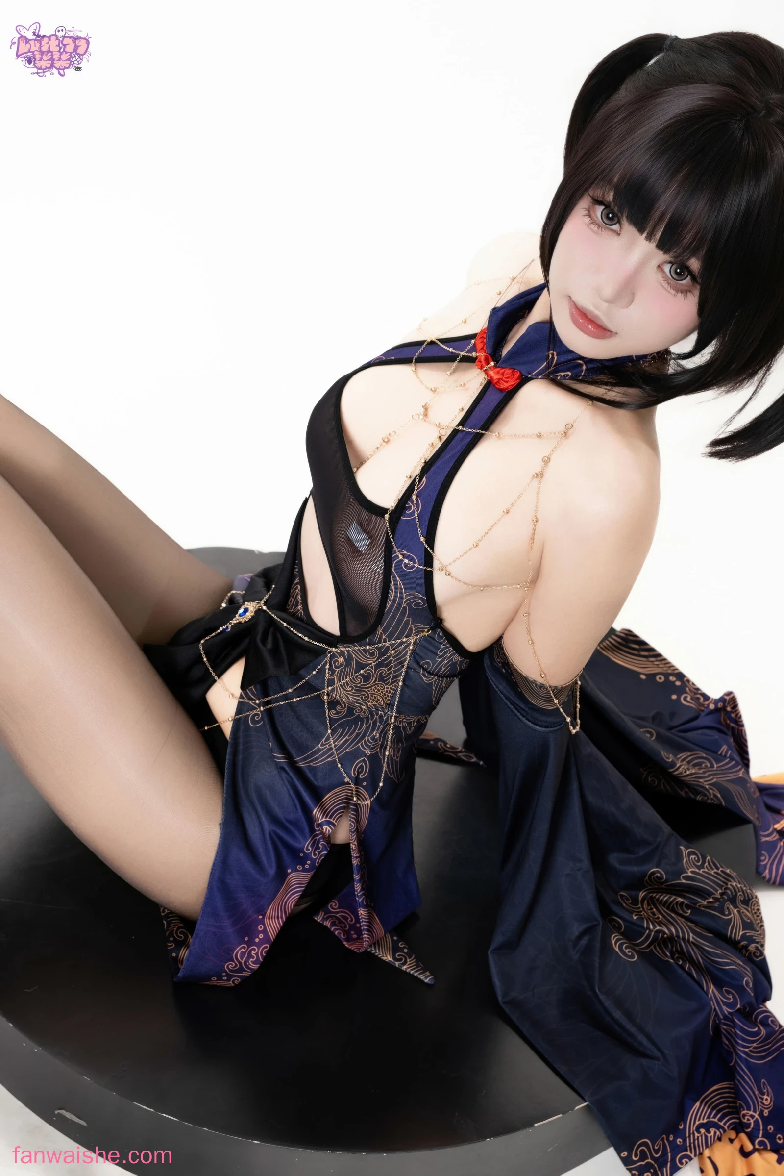 柒柒_Lust77 柒柒_Lust77 NO.072 - 紫电