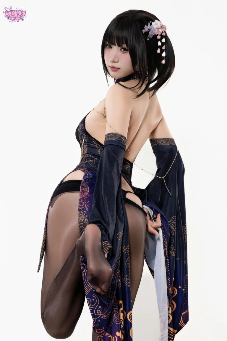 柒柒_Lust77《紫电》主题写真：69张全套美图