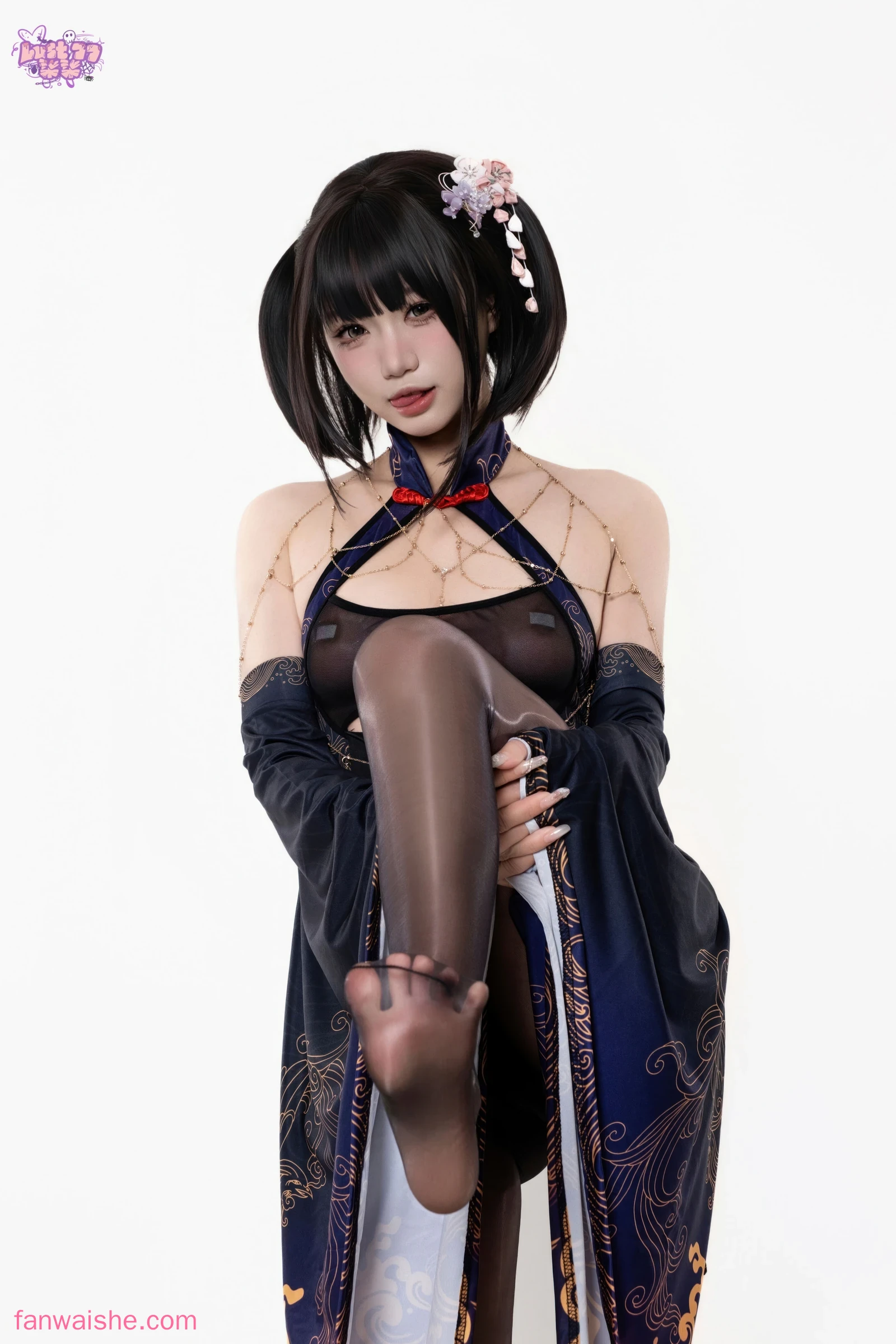 柒柒_Lust77 柒柒_Lust77 NO.072 - 紫电