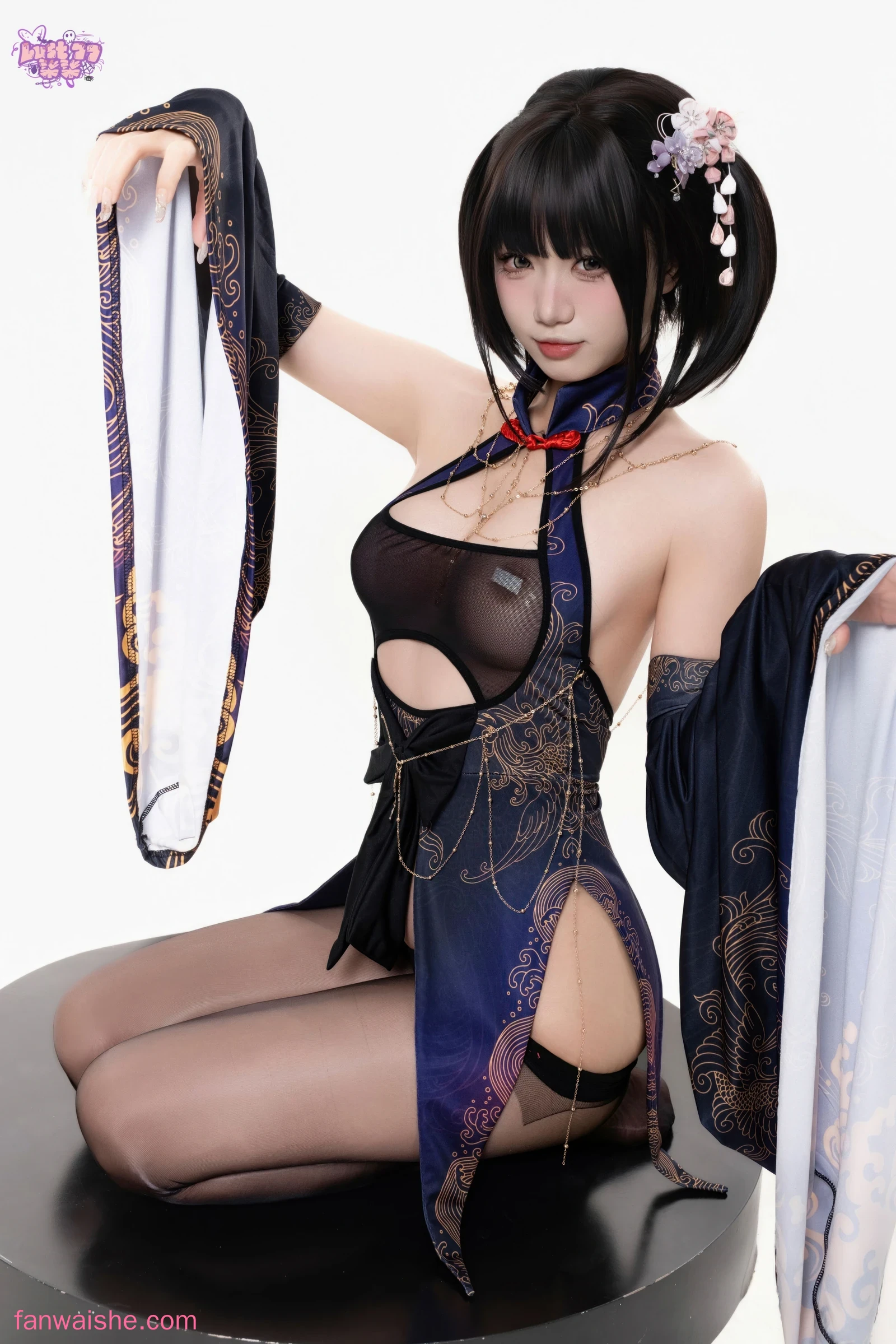 柒柒_Lust77 柒柒_Lust77 NO.072 - 紫电