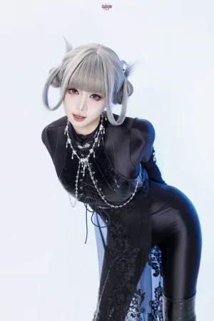 柒柒_Lust77《黑靡烟旗袍》主题写真：108张全套美图，含2个视频