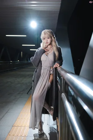 柒柒_Lust77《灰姑娘·辛德瑞拉同人晚礼裙》主题写真：97张全套美图