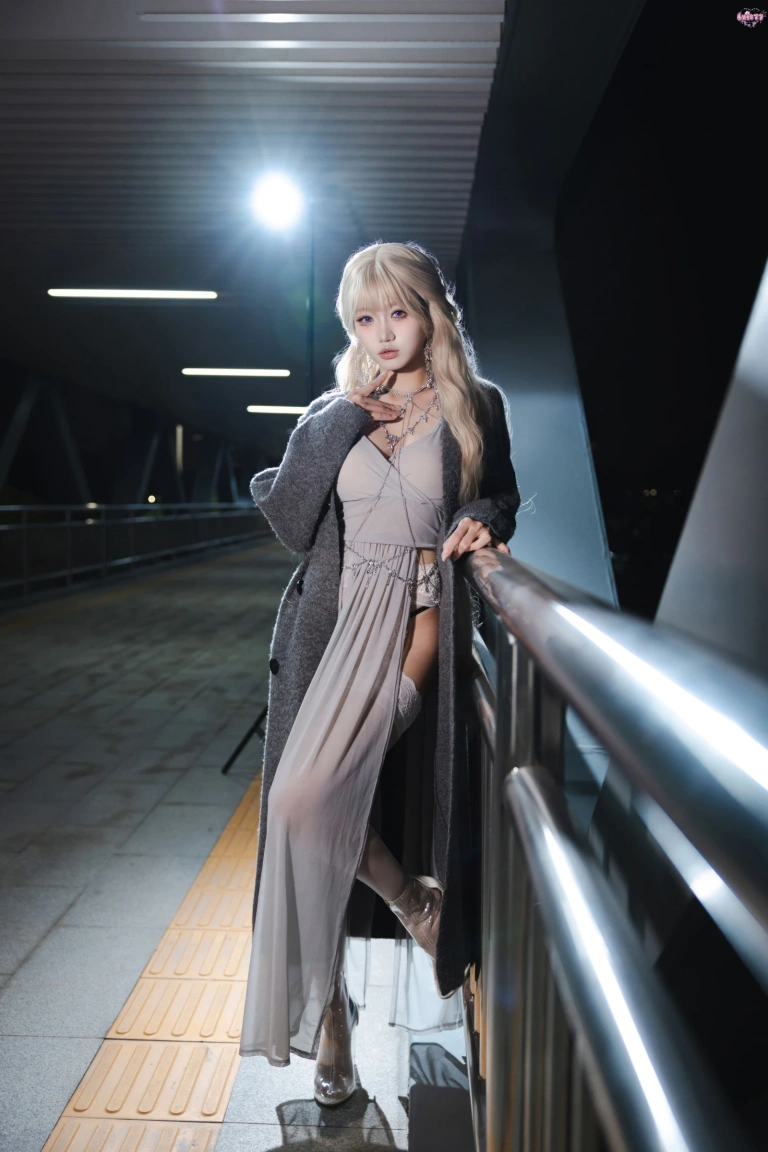 柒柒_Lust77《灰姑娘·辛德瑞拉同人晚礼裙》主题写真：97张全套美图