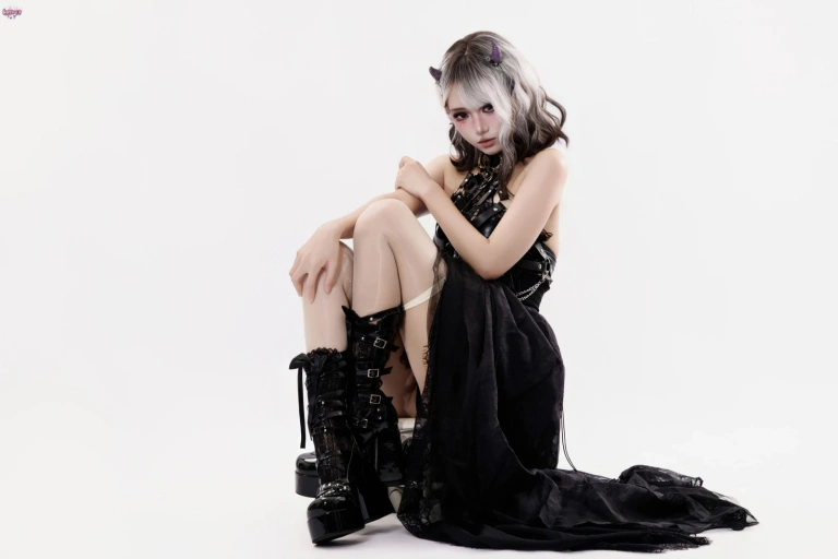 柒柒_Lust77《魔女盛宴》主题写真：138张全套美图