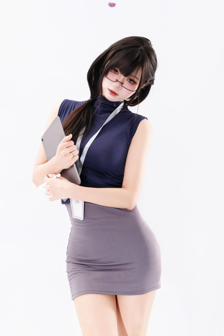 柒柒_Lust77《居家》主题写真：75张全套美图