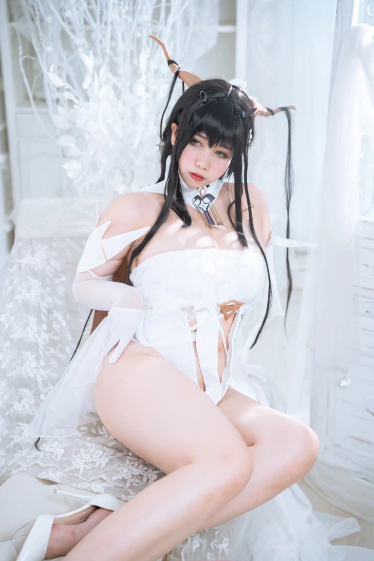 Meroko_魅瞳《碧蓝航线 不挠》主题写真：53张全套美图