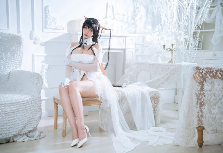 Meroko_魅瞳《碧蓝航线 不挠》主题写真：53张全套美图