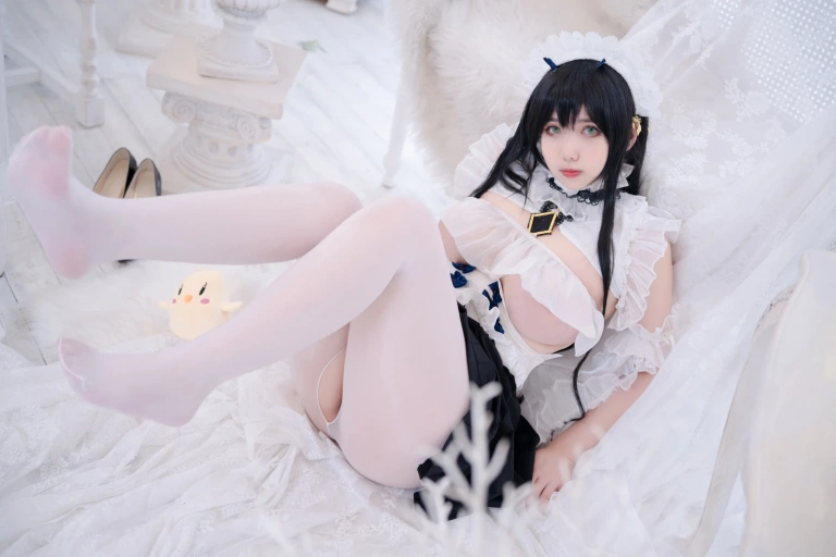 Meroko_魅瞳《碧蓝航线 不挠女仆没干劲的小姐姐》主题写真：53张全套美图