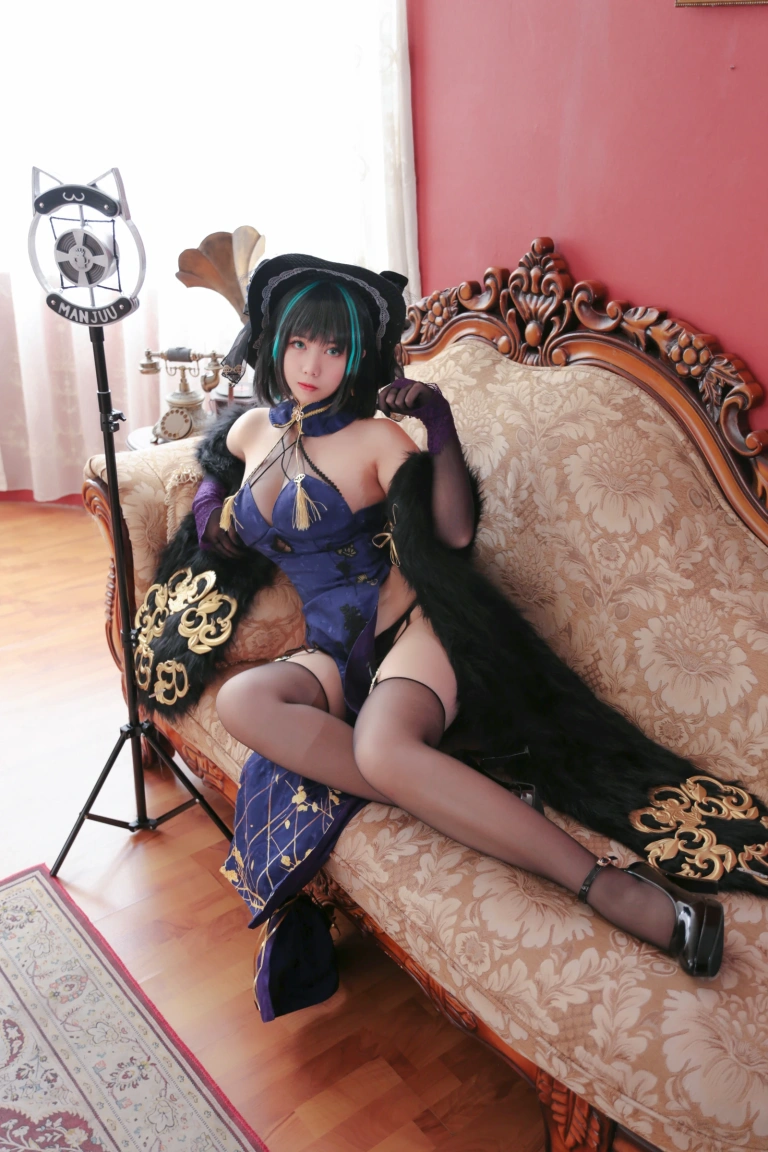 Meroko_魅瞳《柴郡旗袍》主题写真：33张全套美图