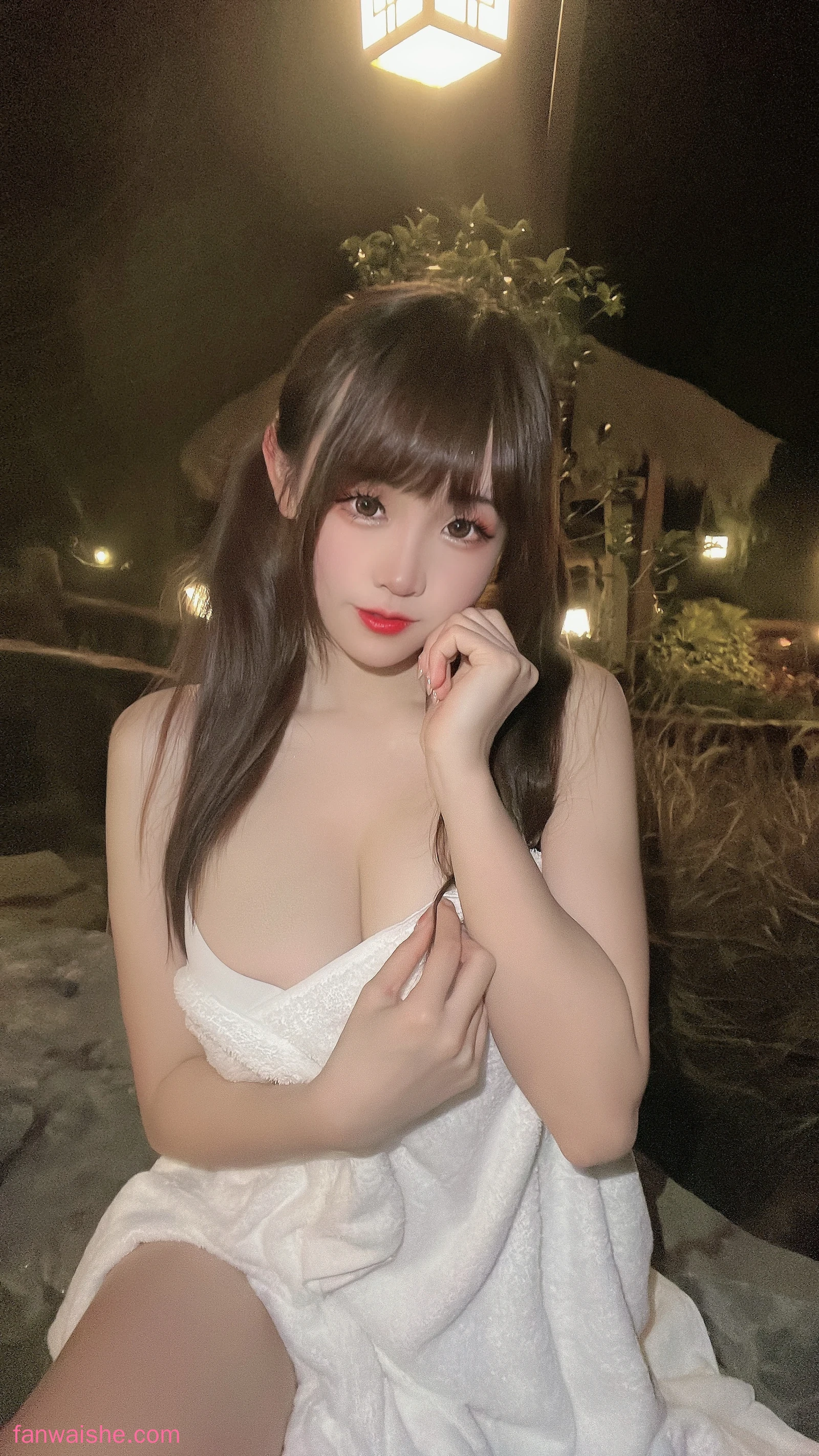 miko酱ww miko酱ww NO.01 - 泡汤啦
