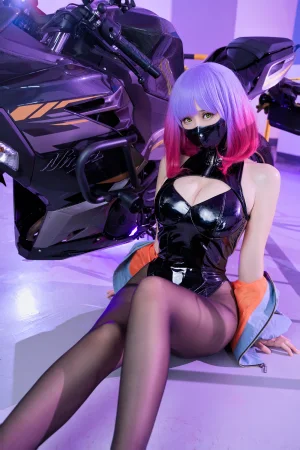 miko酱ww《Luna》主题写真：32张全套美图