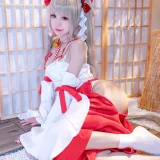 miko酱ww《可畏巫女》主题写真：23张全套美图