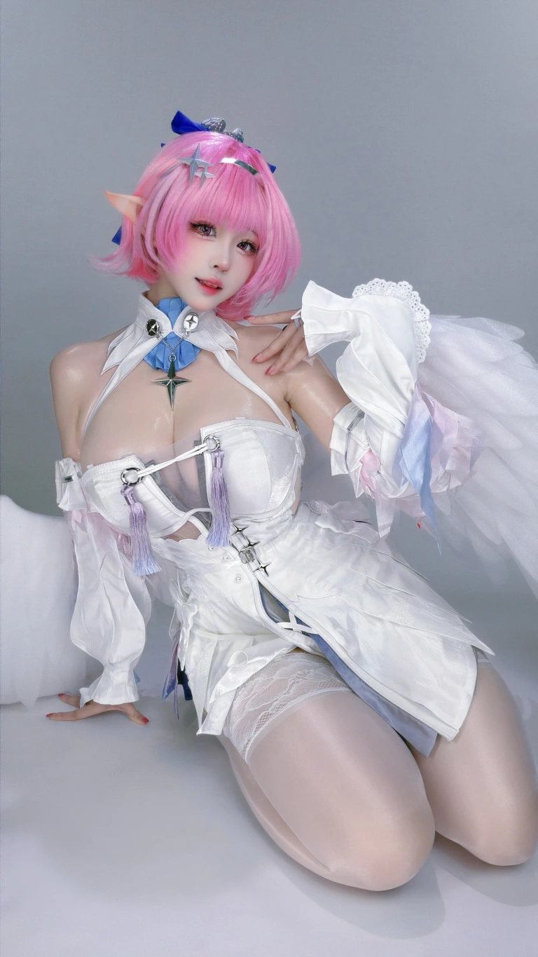 miko酱ww《蕾米埃尔》主题写真：26张全套美图