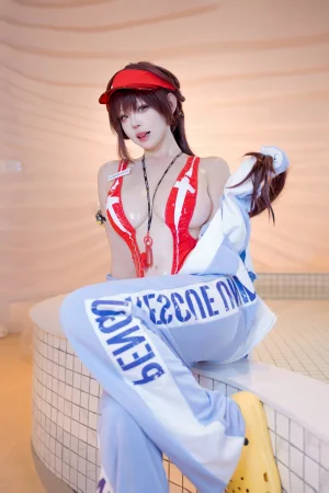 miko酱ww《NIKKE 玛律恰娜》主题写真：34张全套美图