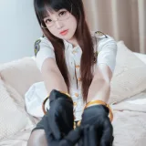 miko酱ww《缠绕女警》主题写真：45张全套美图，含1个视频