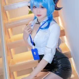 miko酱ww《甘雨OL》主题写真：43张全套美图