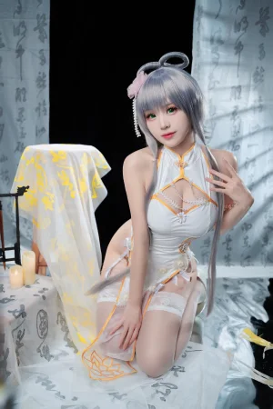 miko酱ww《洛天依旗袍》主题写真：30张全套美图
