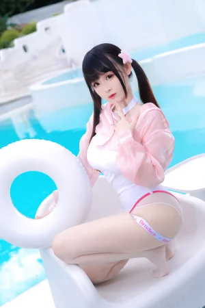 miko酱ww《粉白海月姬》主题写真：29张全套美图