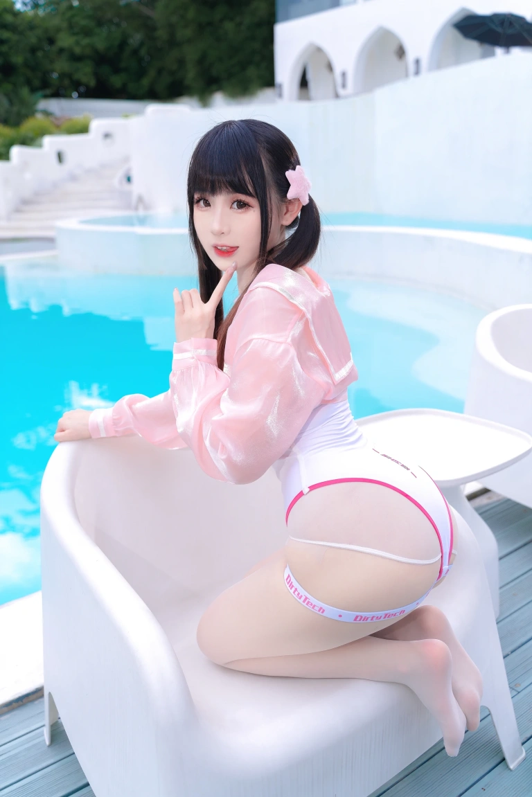 miko酱ww《粉白海月姬》主题写真：29张全套美图