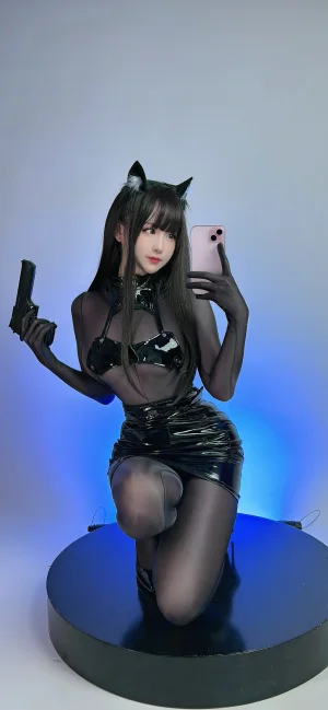 miko酱ww《小猫特工》主题写真：30张全套美图