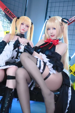 miko酱ww《double玛丽萝丝》主题写真：26张全套美图