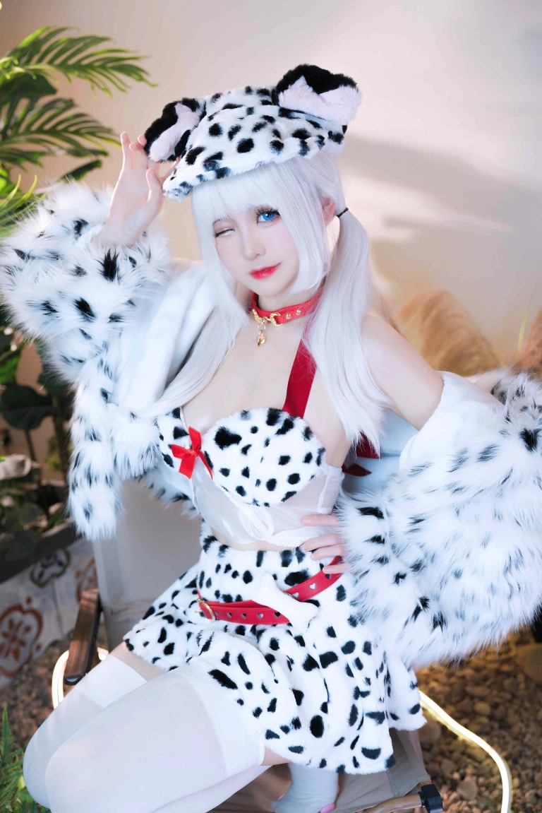 miko酱ww《点点狗》主题写真：35张全套美图