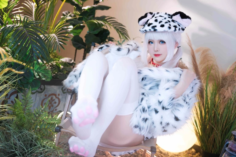 miko酱ww《点点狗》主题写真：35张全套美图