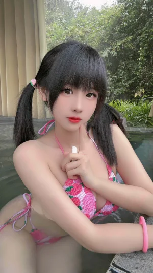 miko酱ww《冬日温泉2》主题写真：24张全套美图