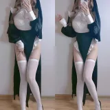 miko酱ww《自拍系列mikoの白丝01》主题写真：241张全套美图