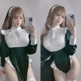 miko酱ww《自拍系列mikoの白丝01》主题写真：241张全套美图