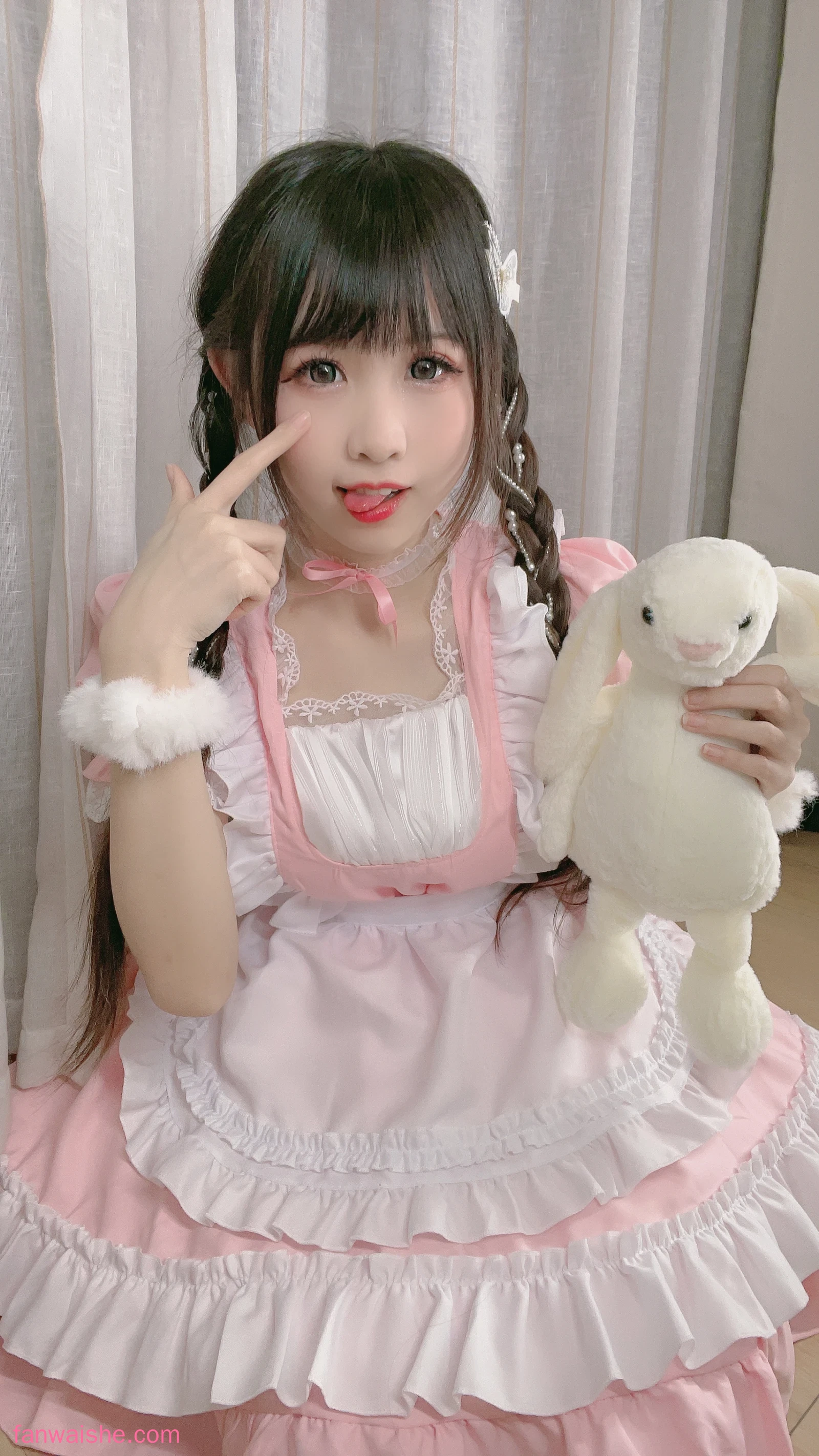 miko酱ww miko酱ww NO.56 - 自拍系列mikoの白丝01