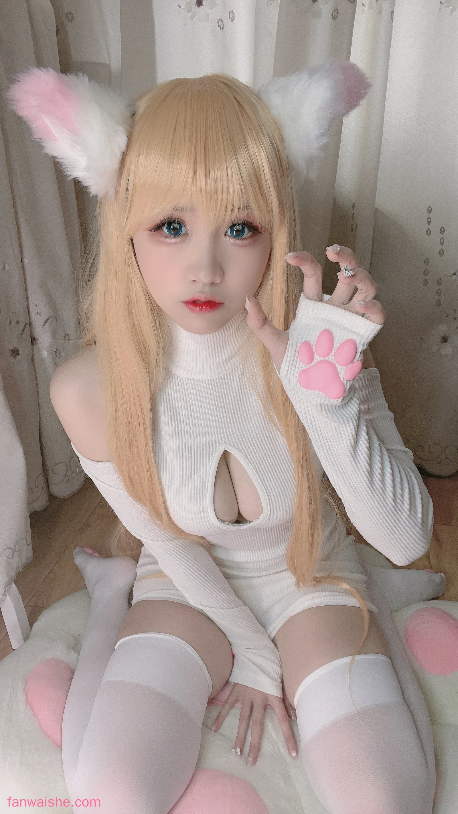 miko酱ww miko酱ww NO.56 - 自拍系列mikoの白丝01