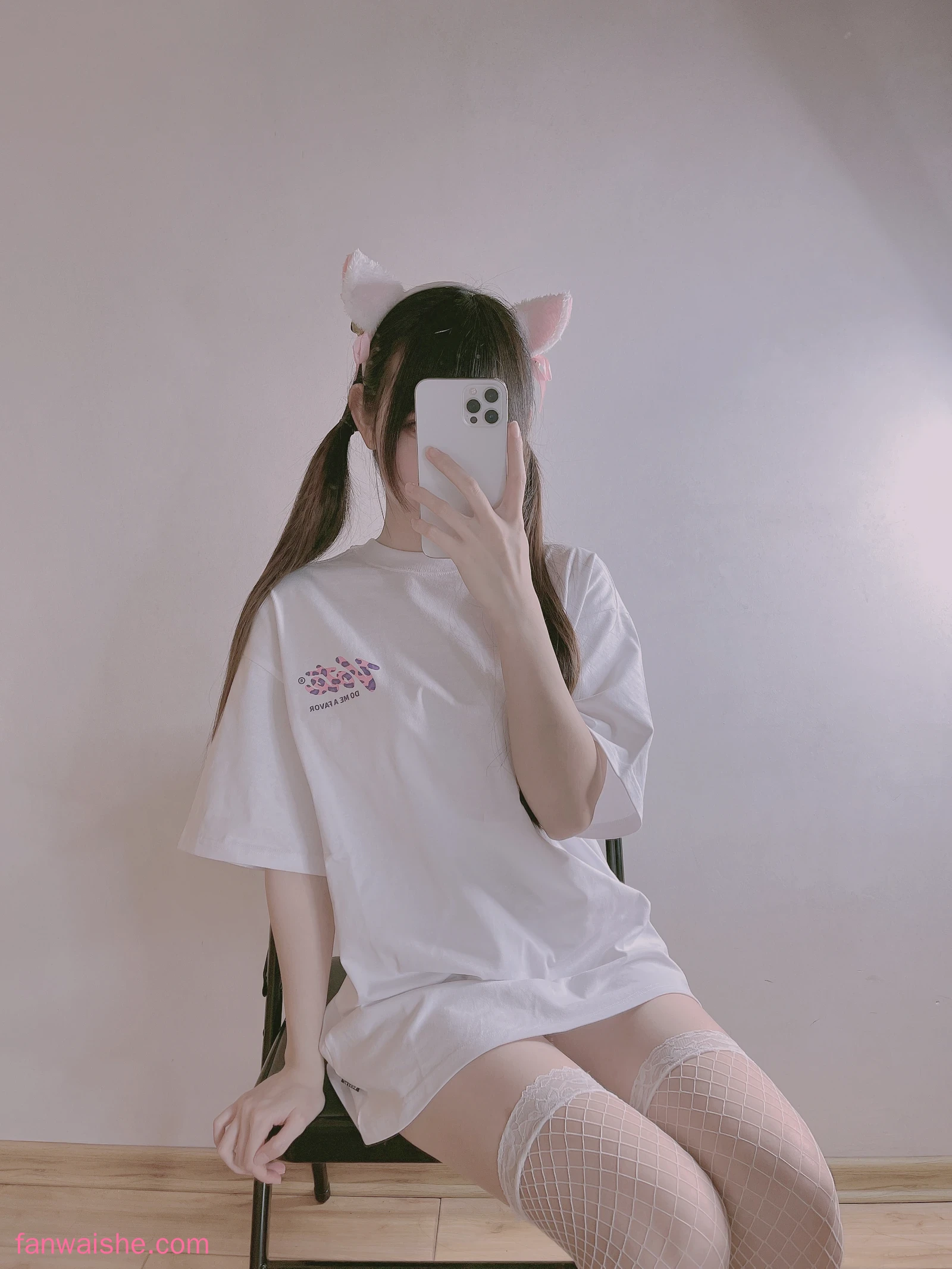 miko酱ww miko酱ww NO.56 - 自拍系列mikoの白丝01