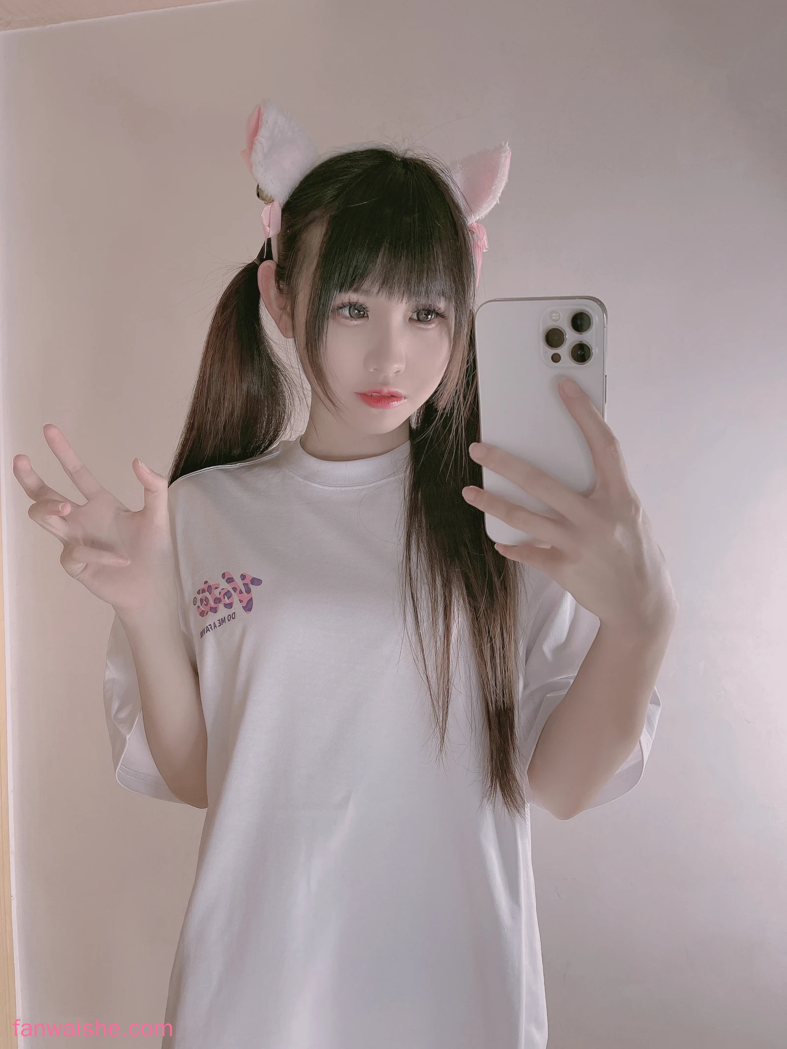 miko酱ww miko酱ww NO.56 - 自拍系列mikoの白丝01