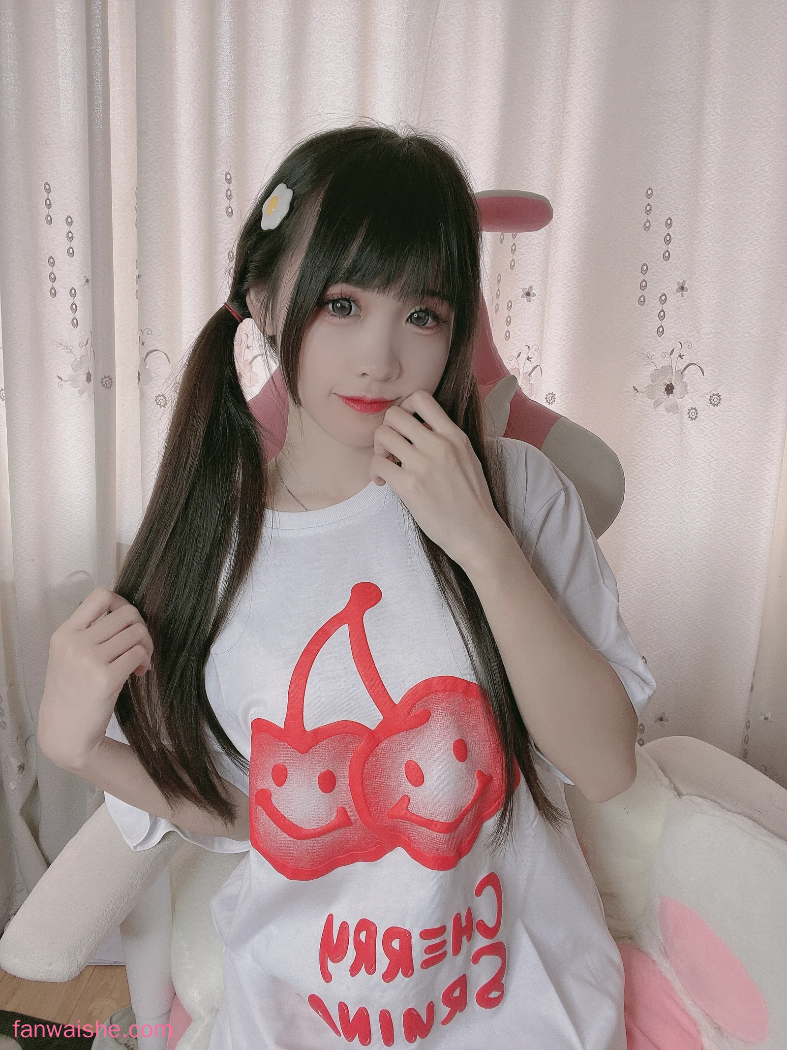 miko酱ww miko酱ww NO.56 - 自拍系列mikoの白丝01